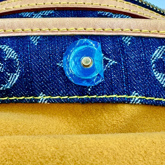 Louis Vuitton Denim Raye Cabas Bandouliere Keepall GM - Picture 16 of 16